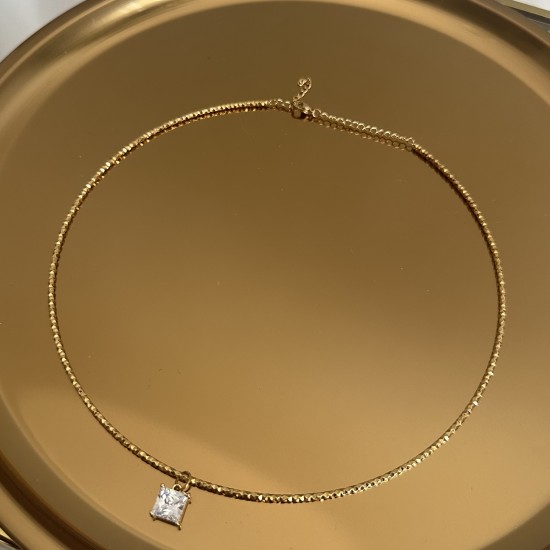 Zirkon Taşlı Çelik Choker Kolye